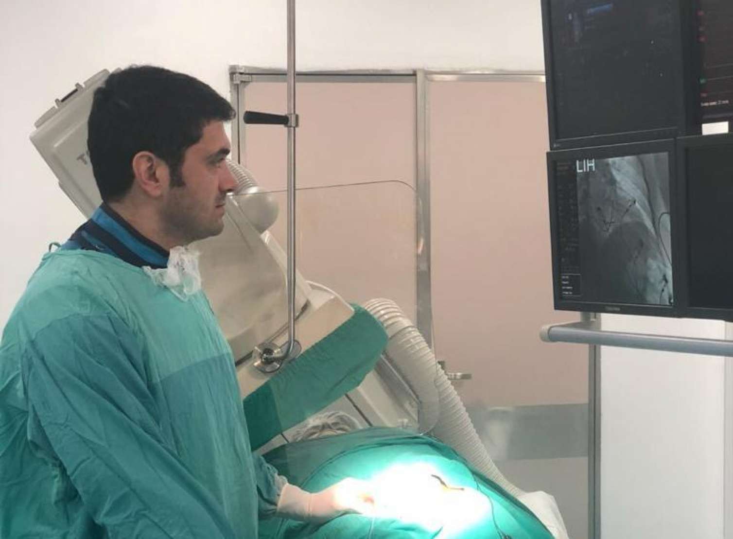  - Aritmioloq ürəyin ən çətin problemlərindən danışır “Bu xəstələrin ürəyi yandırılır”