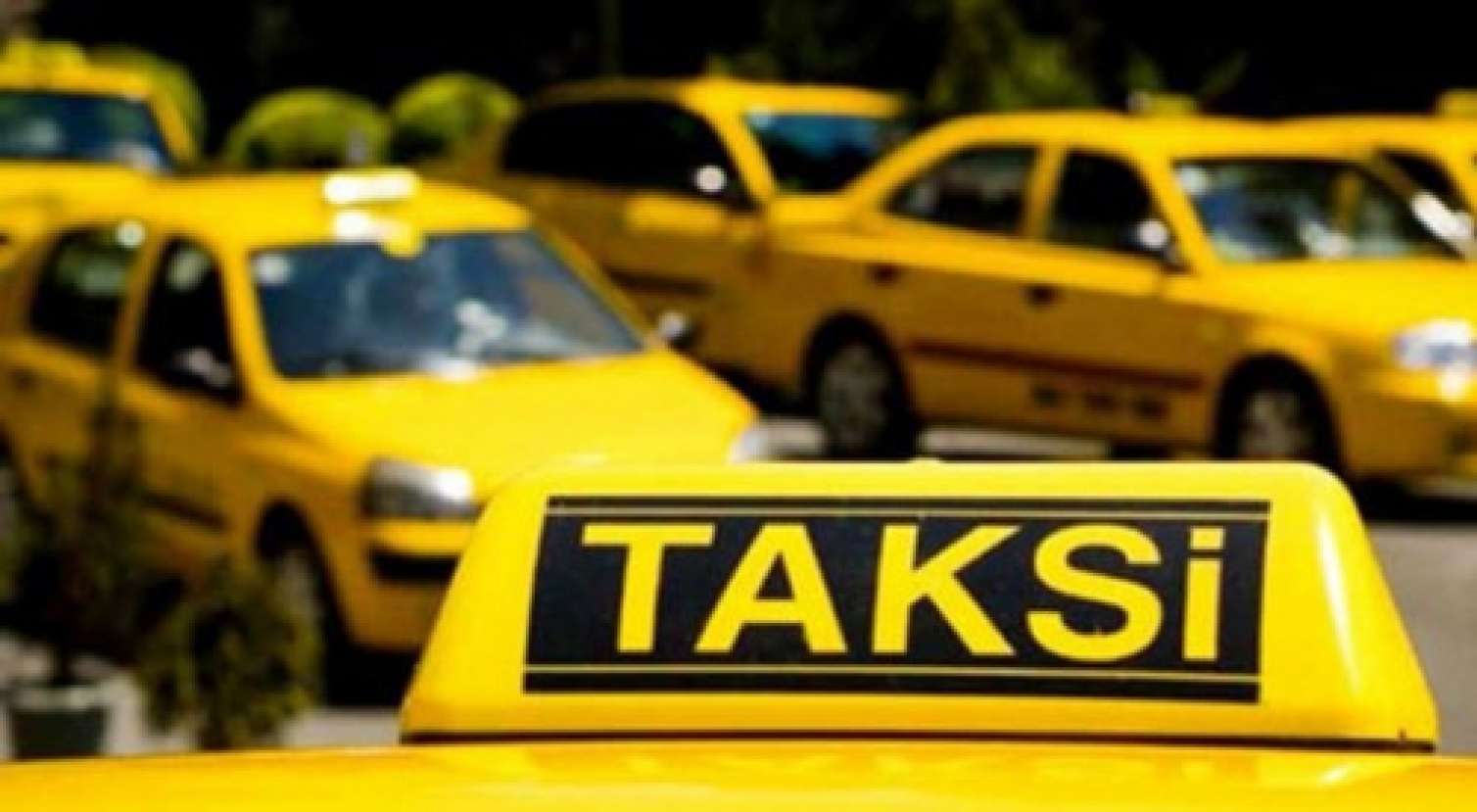 Sürücülərin imtahanı başlayır: Suallar hansı mövzuda olacaq?  