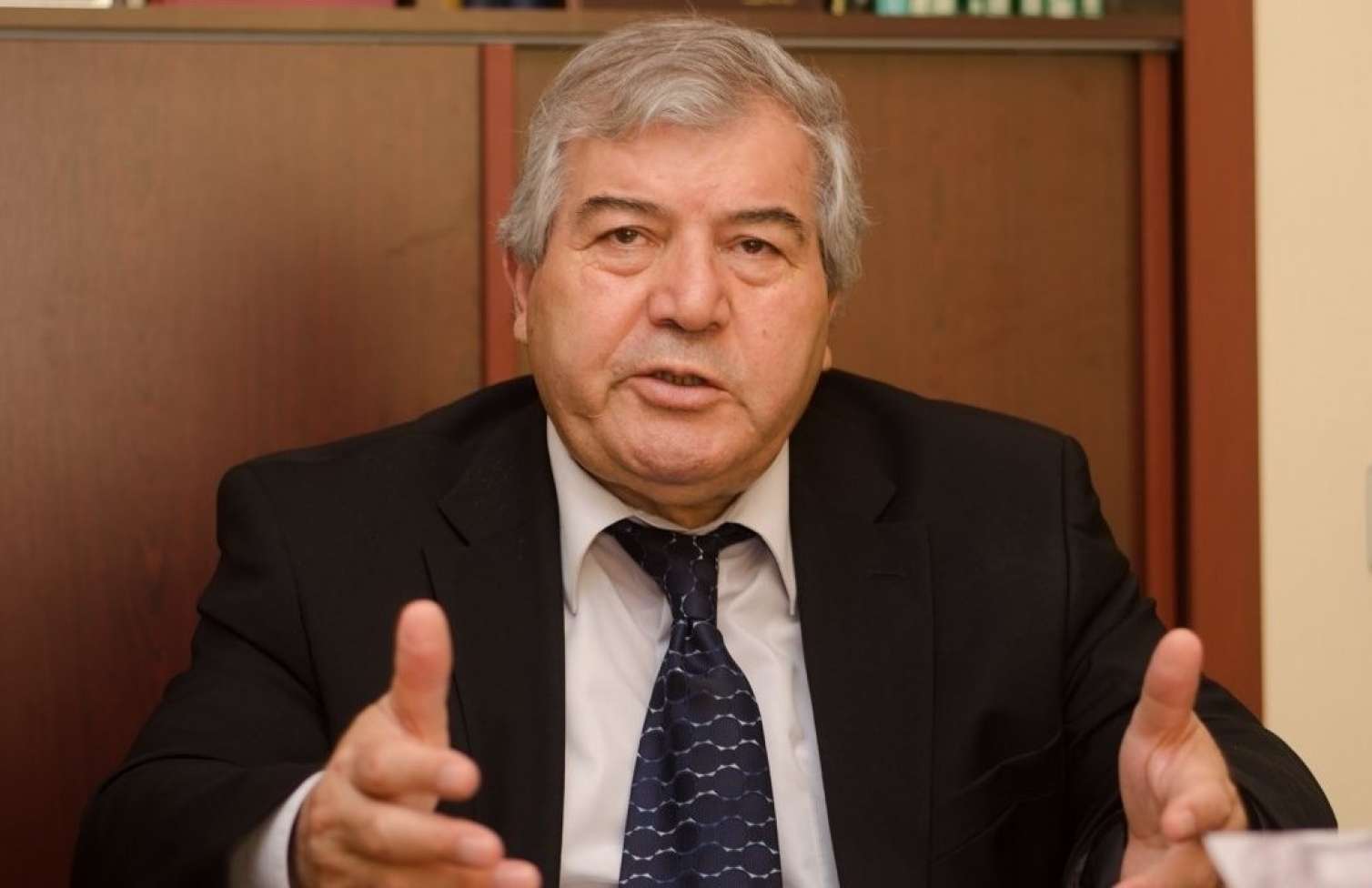 Azərbaycan bədii janr ənənələrinin Sabir Rüstəmxanlı yaradıcılığında bərpası 