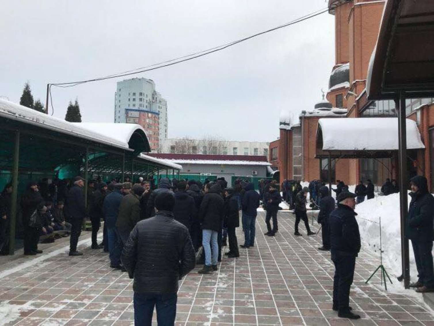 Moskvada Azərbaycan məscidinin bağlanma səbəbi bilindi  - İcma sədrindən ilçinc açıqlama