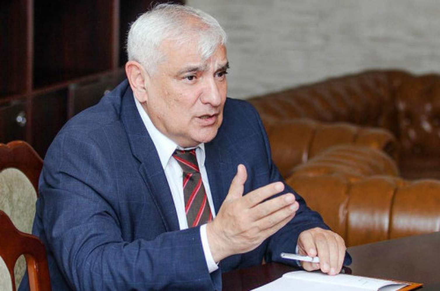 Buna görə jurnalistlər üstümə gəldilər, məni divara dirədilər... -  Kamal Abdulla ilə MÜSAHİBƏ 