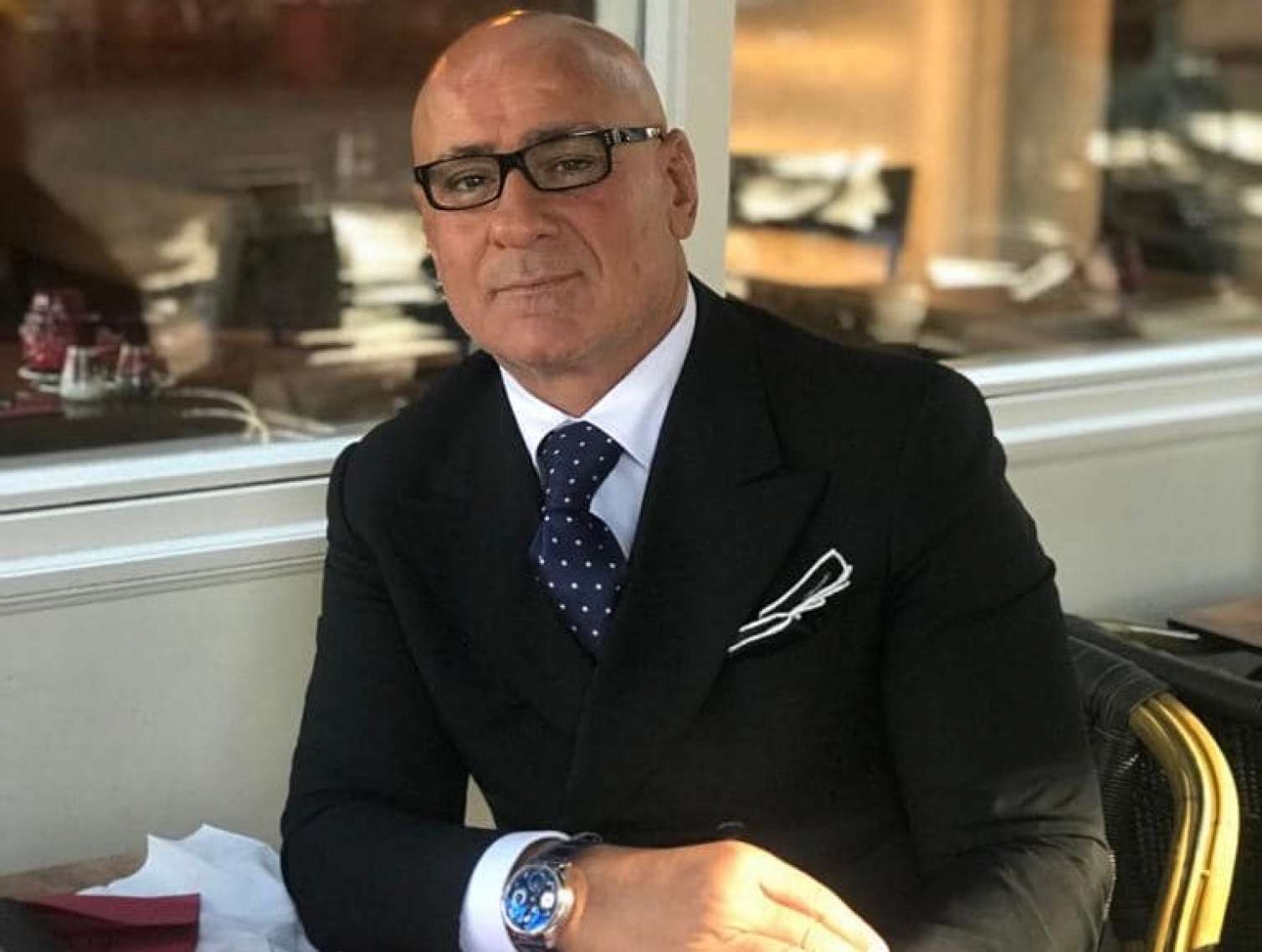  - Milyarder ona cangüdən və zirehli avtomobil təklif edib Fuad Abbasovun müdafiəsi kampaniyası başladı