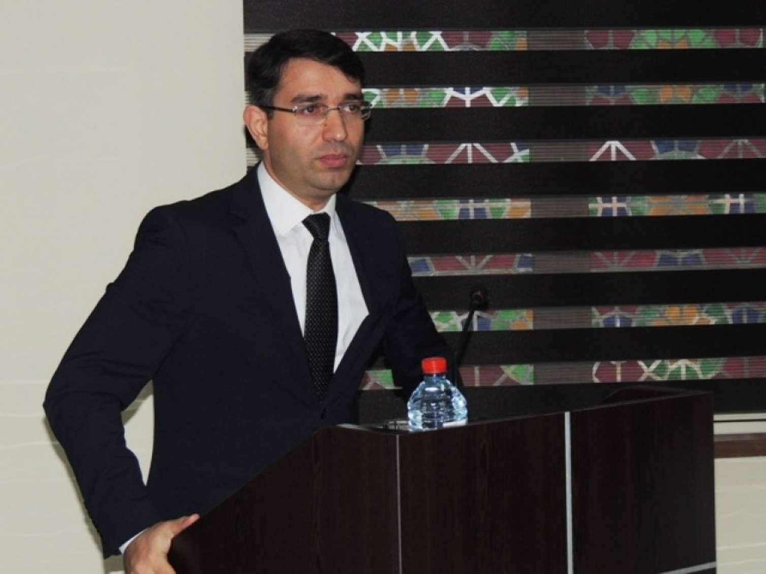 "Dinlə bağlı tədrisin məqsədi hamını dindar etmək deyil" Sədr müavini: 