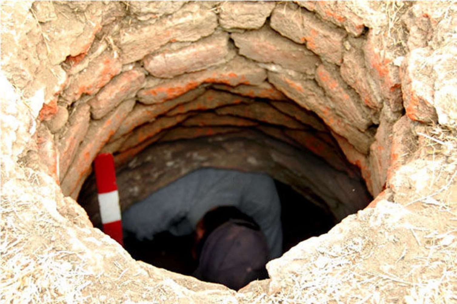 Quyudan su götürmək istəyərkən öldü 
