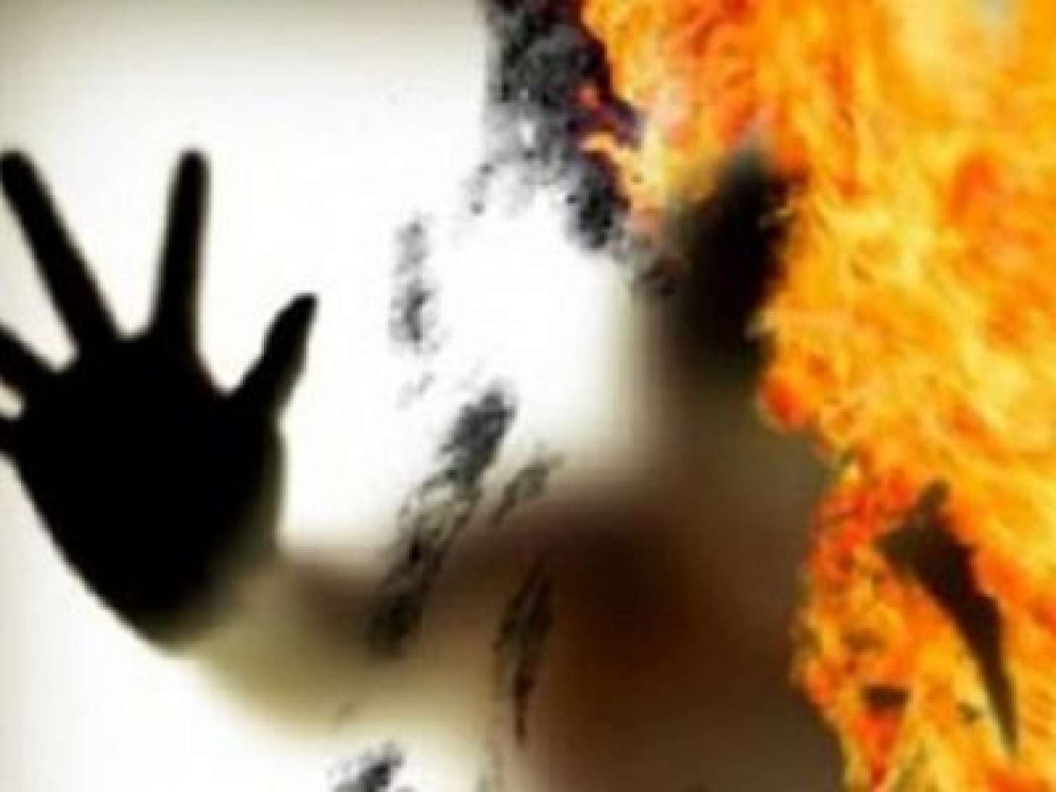 Arvadından boşanan gənc özünü yandırdı  - Qaxda dəhşət