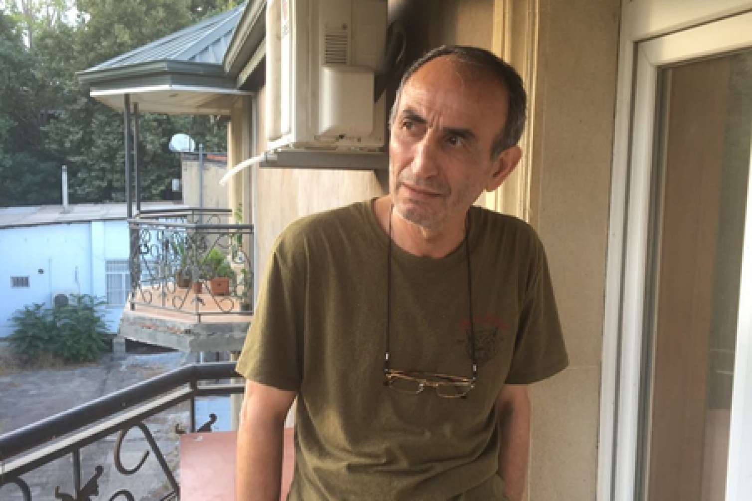 Aqşin Yenisey: “Bu cür həyatı intiharla bitirmək…”  - MÜSAHİBƏ