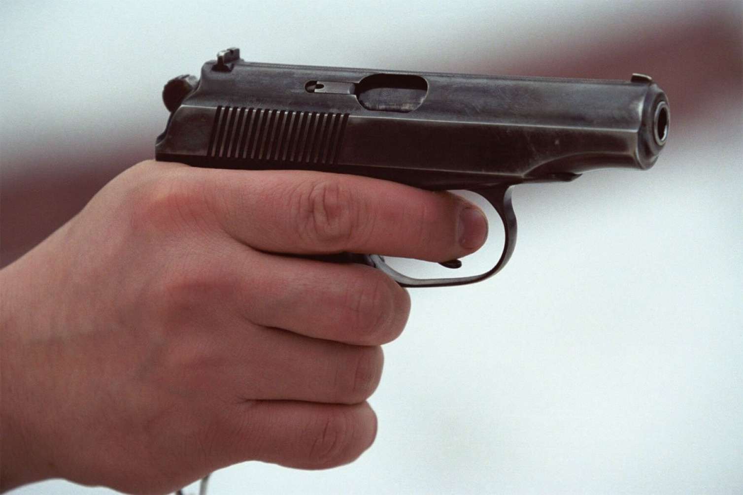 İrəvanın mərkəzində atışma: iki nəfər yaralandı 