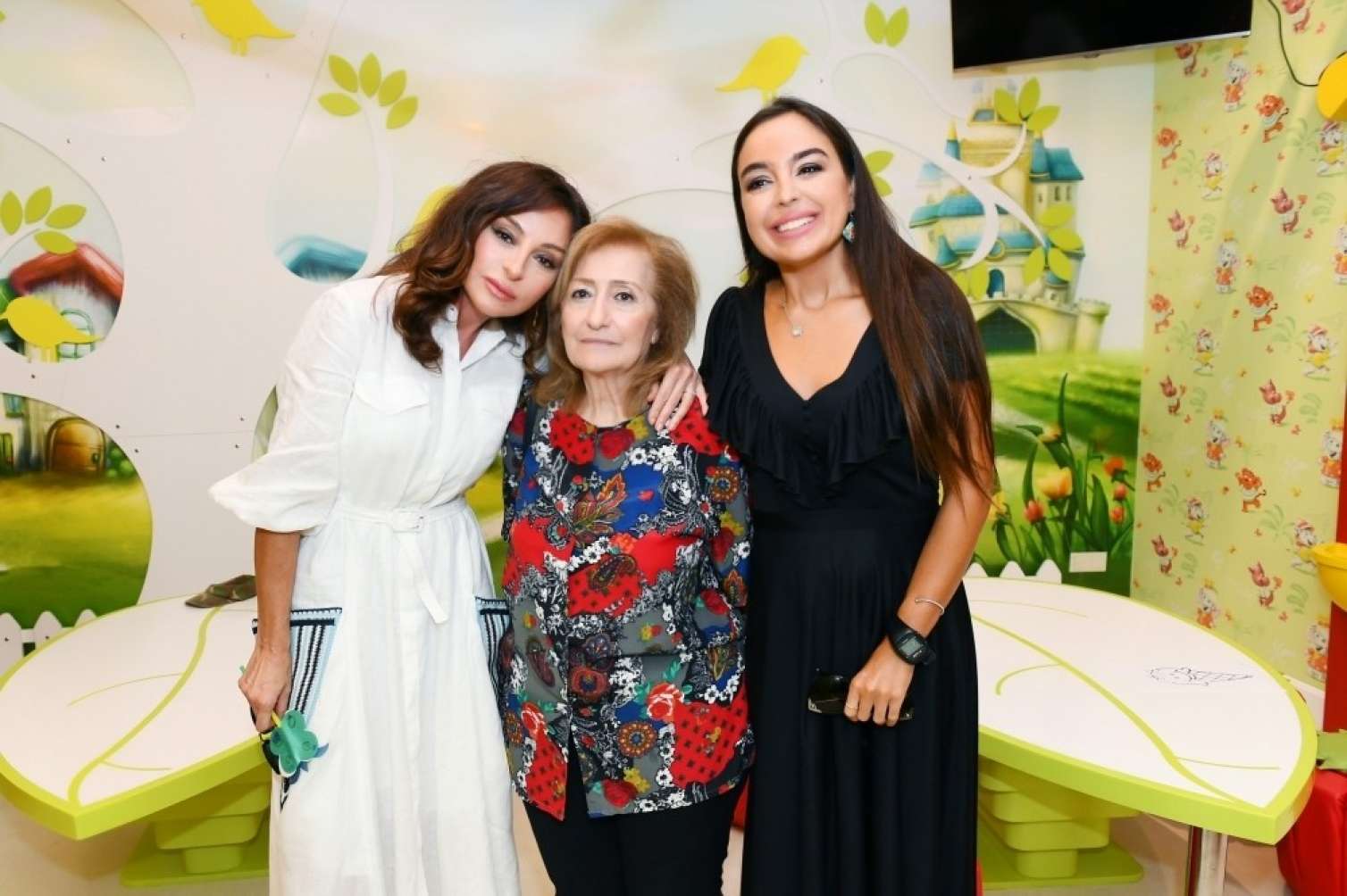 Mehriban Əliyeva uşaq bağçasının açılışına qatıldı -  FOTO
