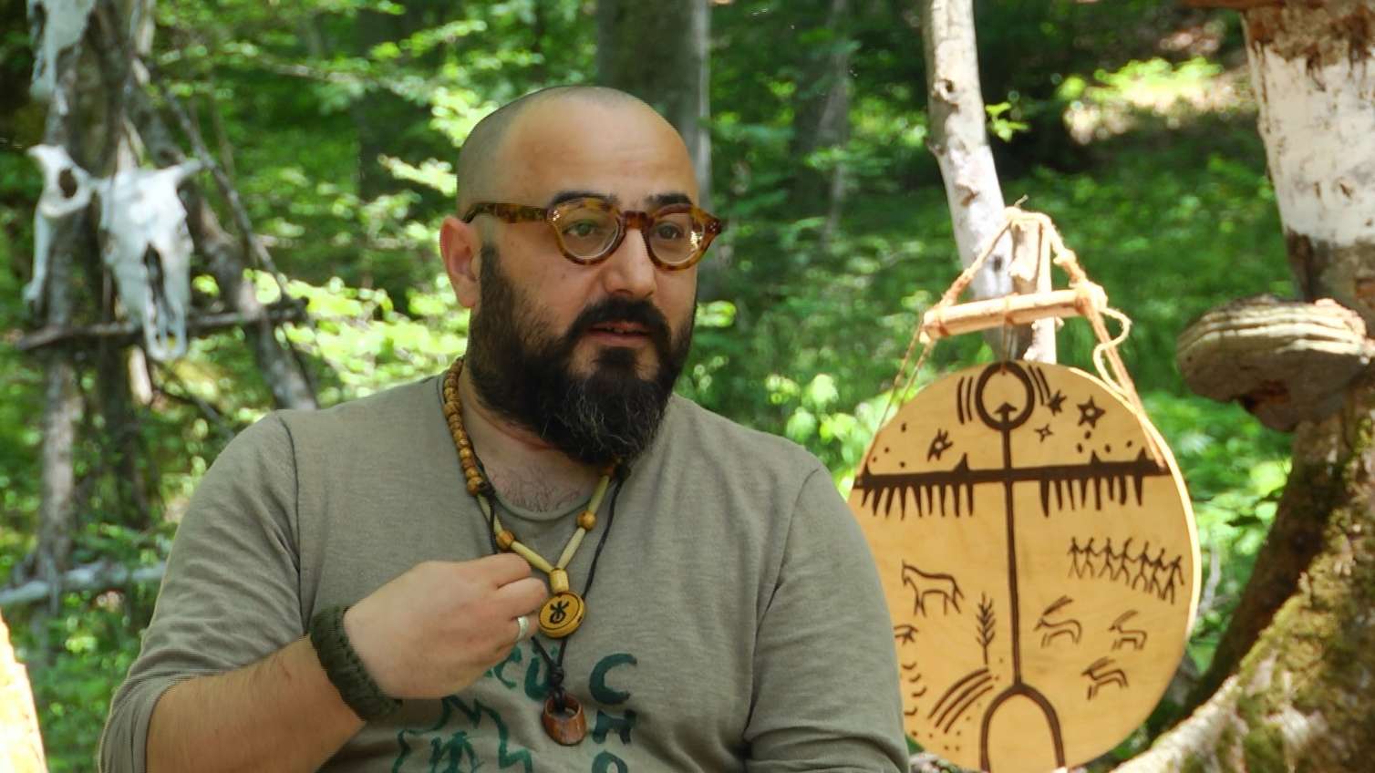 “Depressiya insan üçün böyük töhfədir” - Rejissor İlqar Safat  - VİDEO