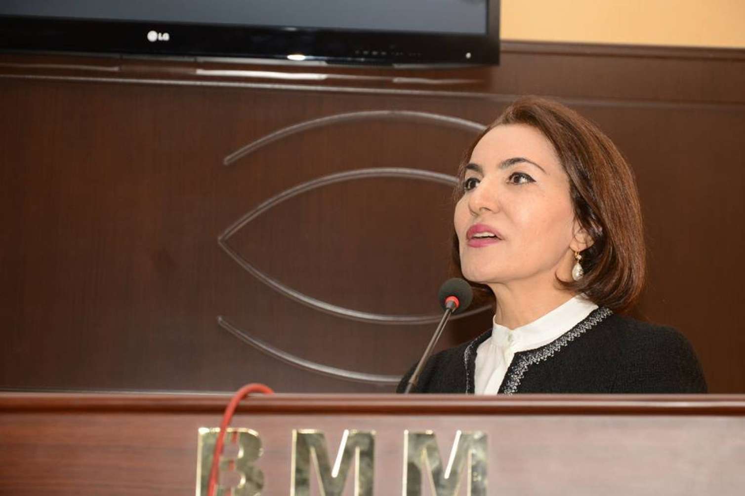 "Məni hədəfə alıblar... Məhkəməyə verəcəm"  - Sona Vəliyeva ittihamlara cavab verdi