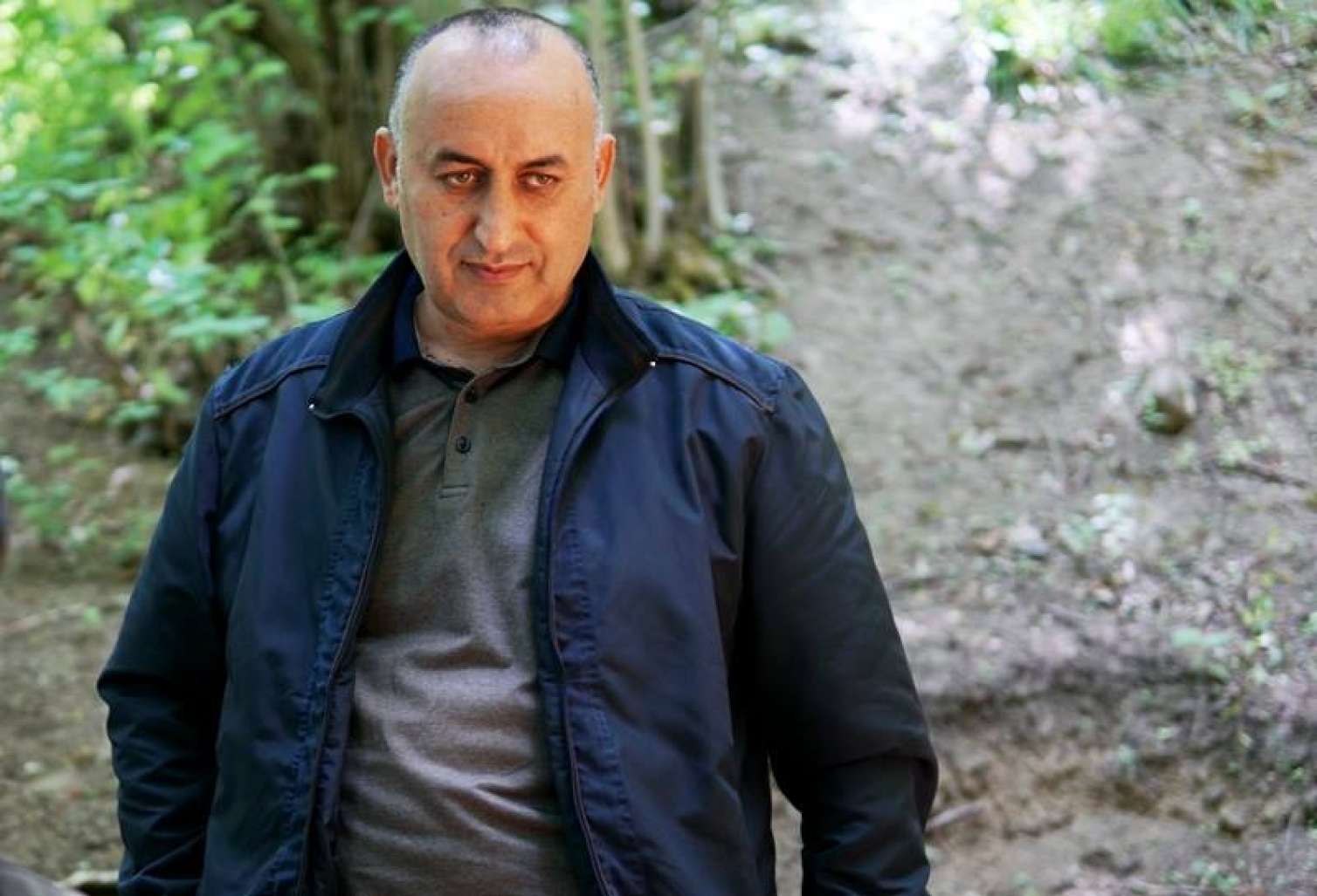 “Deputat zəng vurdu ki, şəklimi niyə o zəhləmgetmişlə yanaşı vermisiniz?” –  On yaşlı saytın baş redaktoru