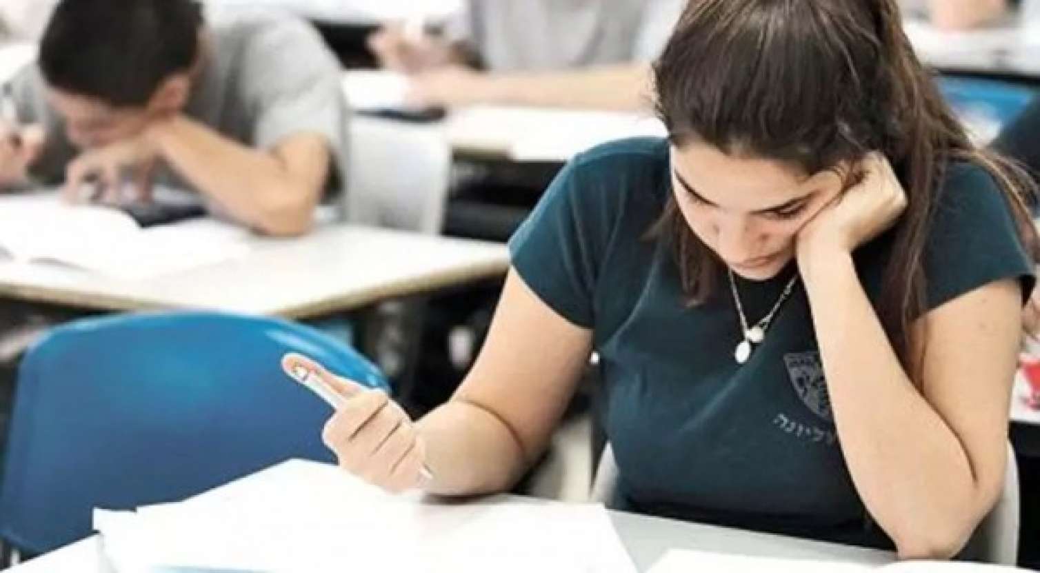 Kolleclərdə boş qalan yerlərə qəbul elan edildi 