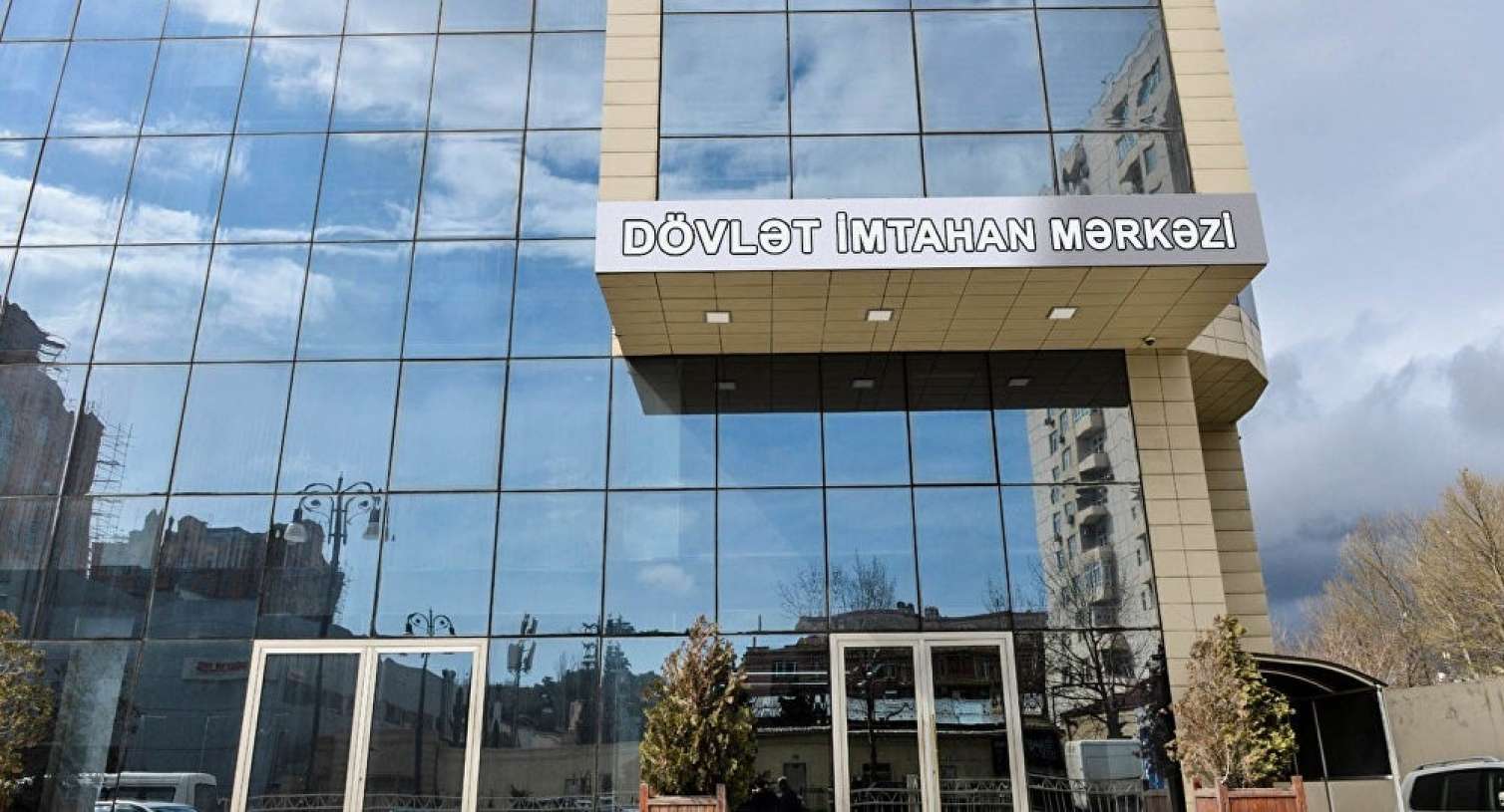 Kolleclərin boş qalan yerlərinə qəbulun nəticələri açıqlandı 