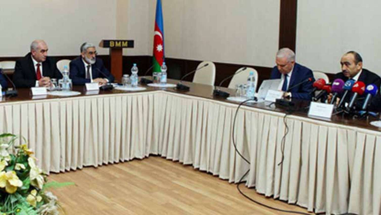 Sabah siyasi partiyalar toplaşır 