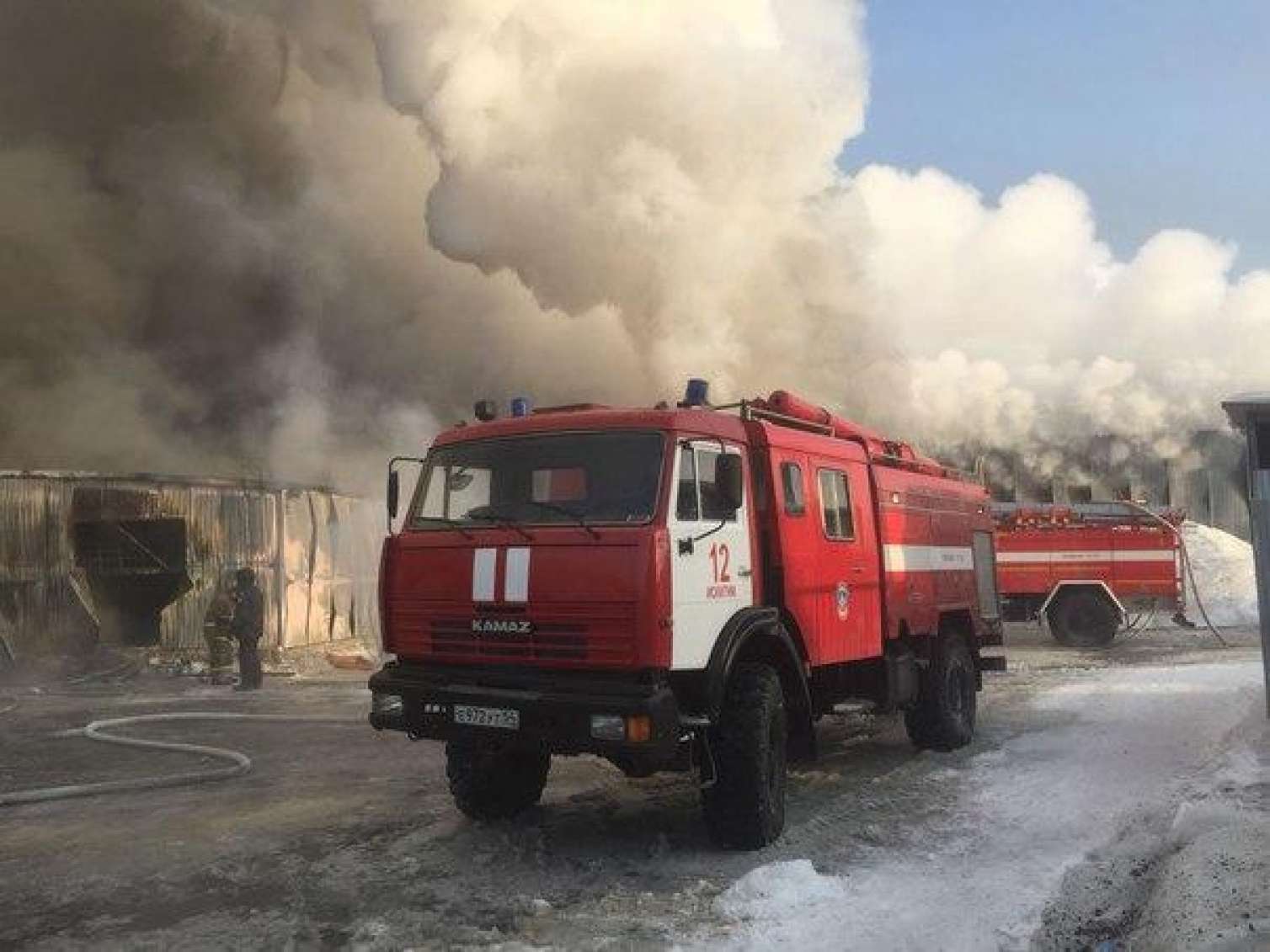 Güclü yanğın icra başçısını qaranlıqda qoydu 