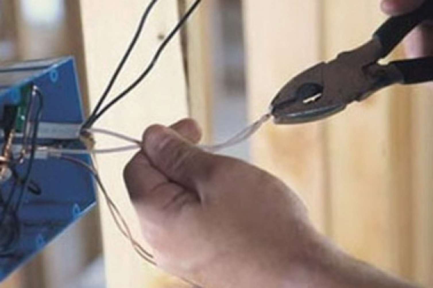 Bakıda istirahət mərkəzində FACİƏ: Fəhlə elektrikdən öldü 