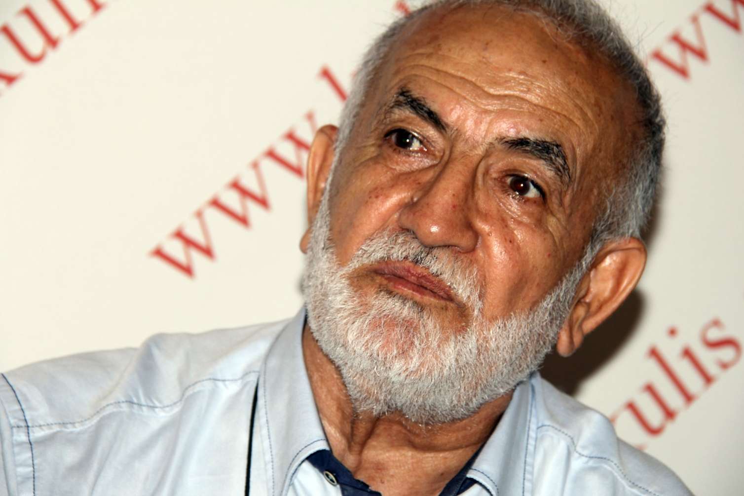 Rumıniya azərbaycanlı şairi Nobel mükafatına təqdim etdi 