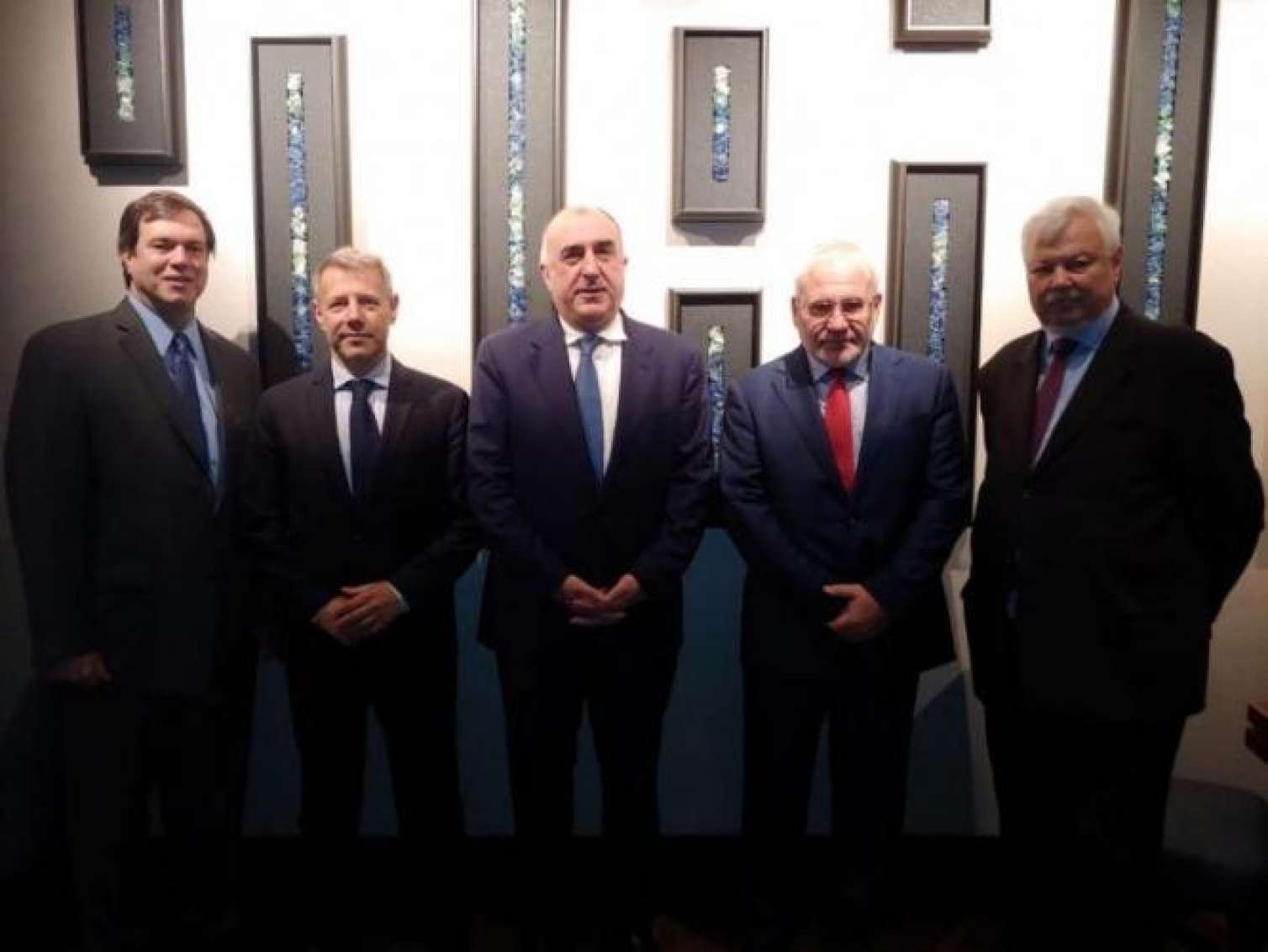 Elmar Məmmədyarov həmsədrlərlə Qarabağı müzakirə etdi -   YENİLƏNİB