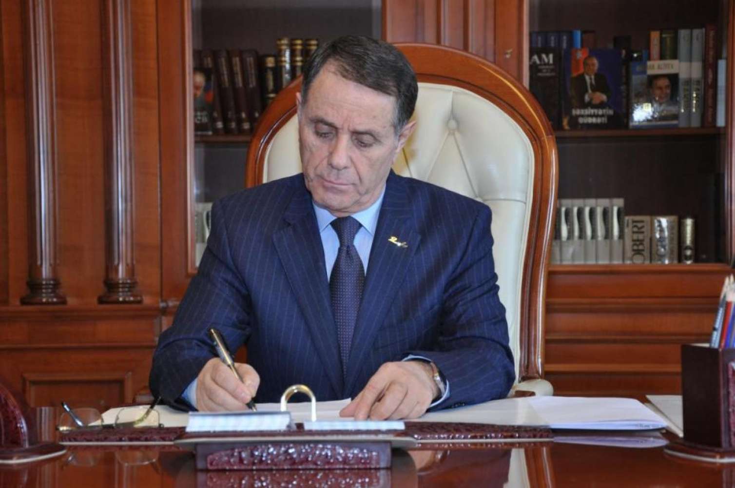 Baş nazirdən təhsil xərcləri ilə bağlı qərar 
