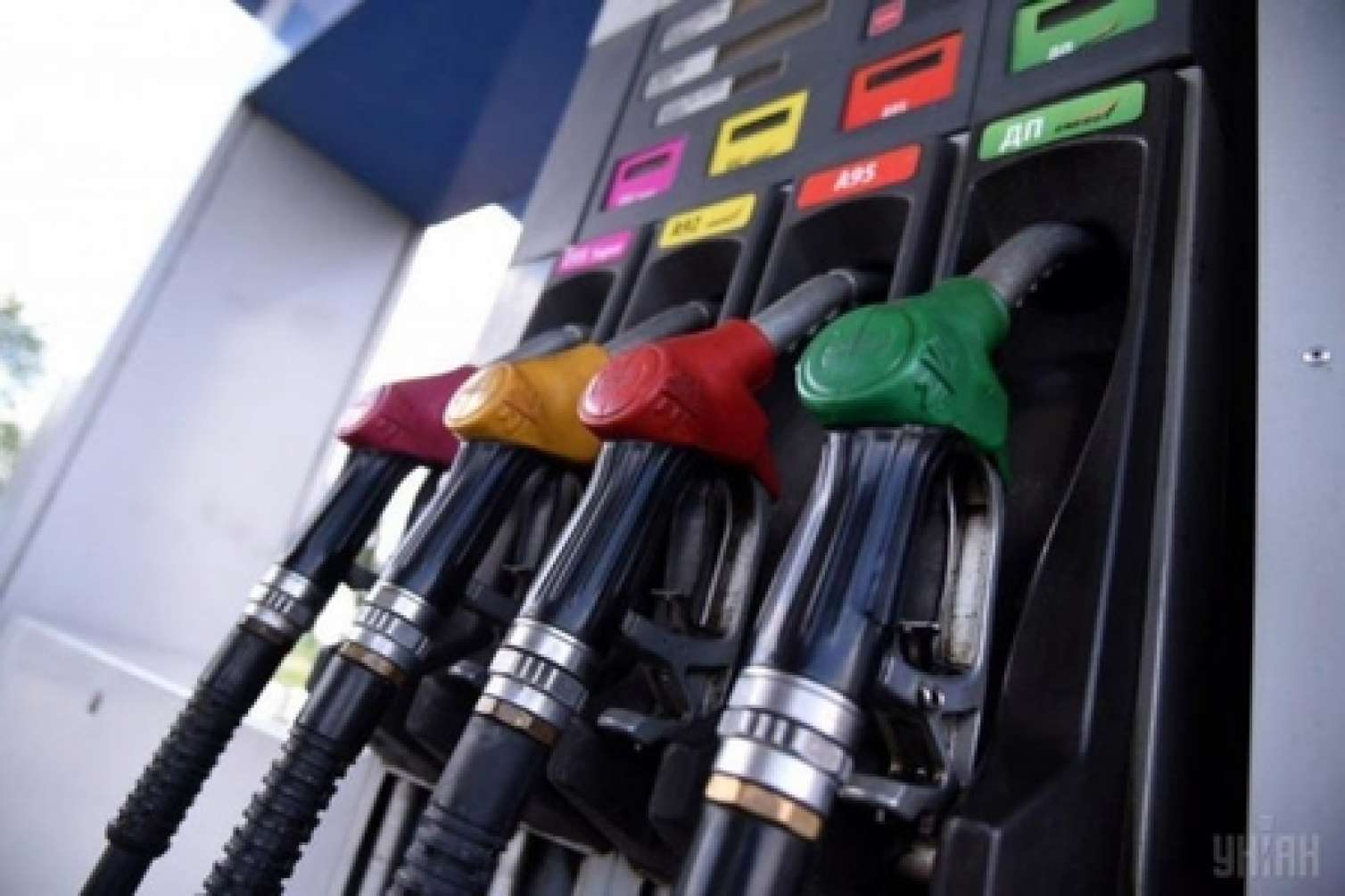 SOCAR Aİ-92 markalı benzin idxal edəcək 