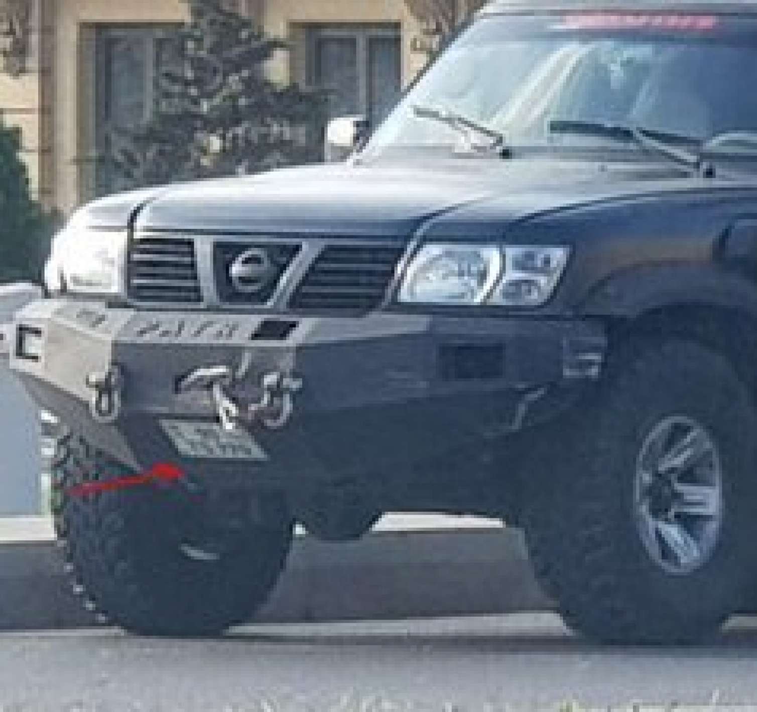 Bakıda zirehli maşın sürən "avtoş" peyda oldu -  FOTOLAR