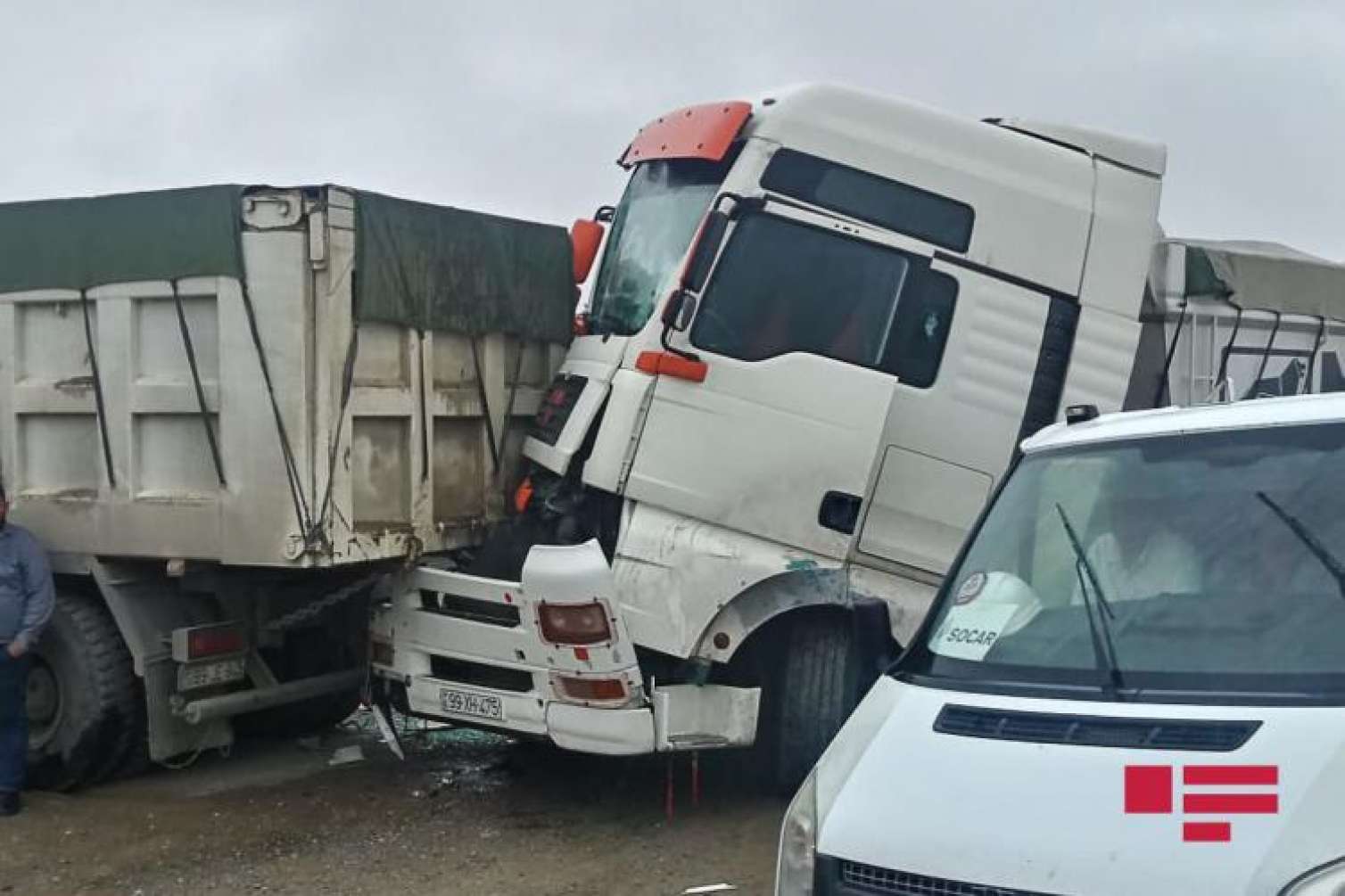 Bakı-Quba yolunda ağır qəza -  3 nəfər öldü - FOTOLAR