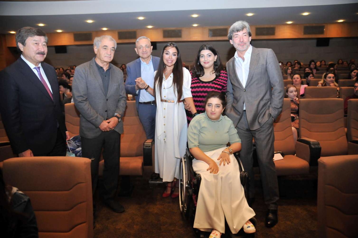  Leyla Əliyeva Andrey Dementiyevin xatirəsinə həsr edilən filmin təqdimatında iştirak edib -  FOTO