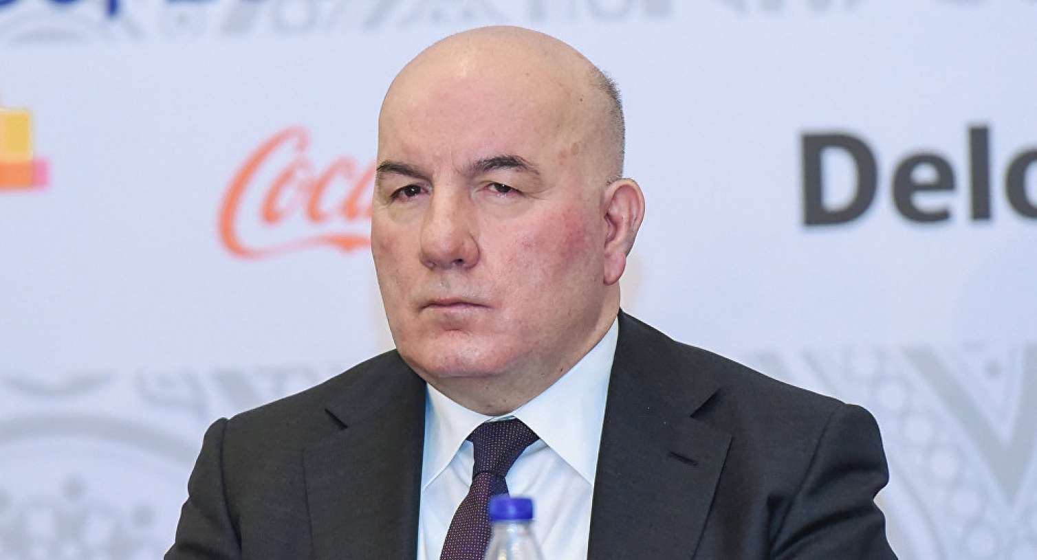 Elman Rüstəmov da istefa verdi -  Yüksək vəzifəyə gedir?