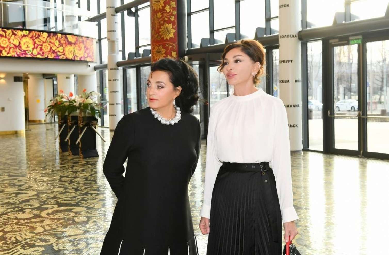Mehriban Əliyeva “Lujniki” Olimpiya Kompleksində Gimnastika Mərkəzi ilə tanış olub - FOTO