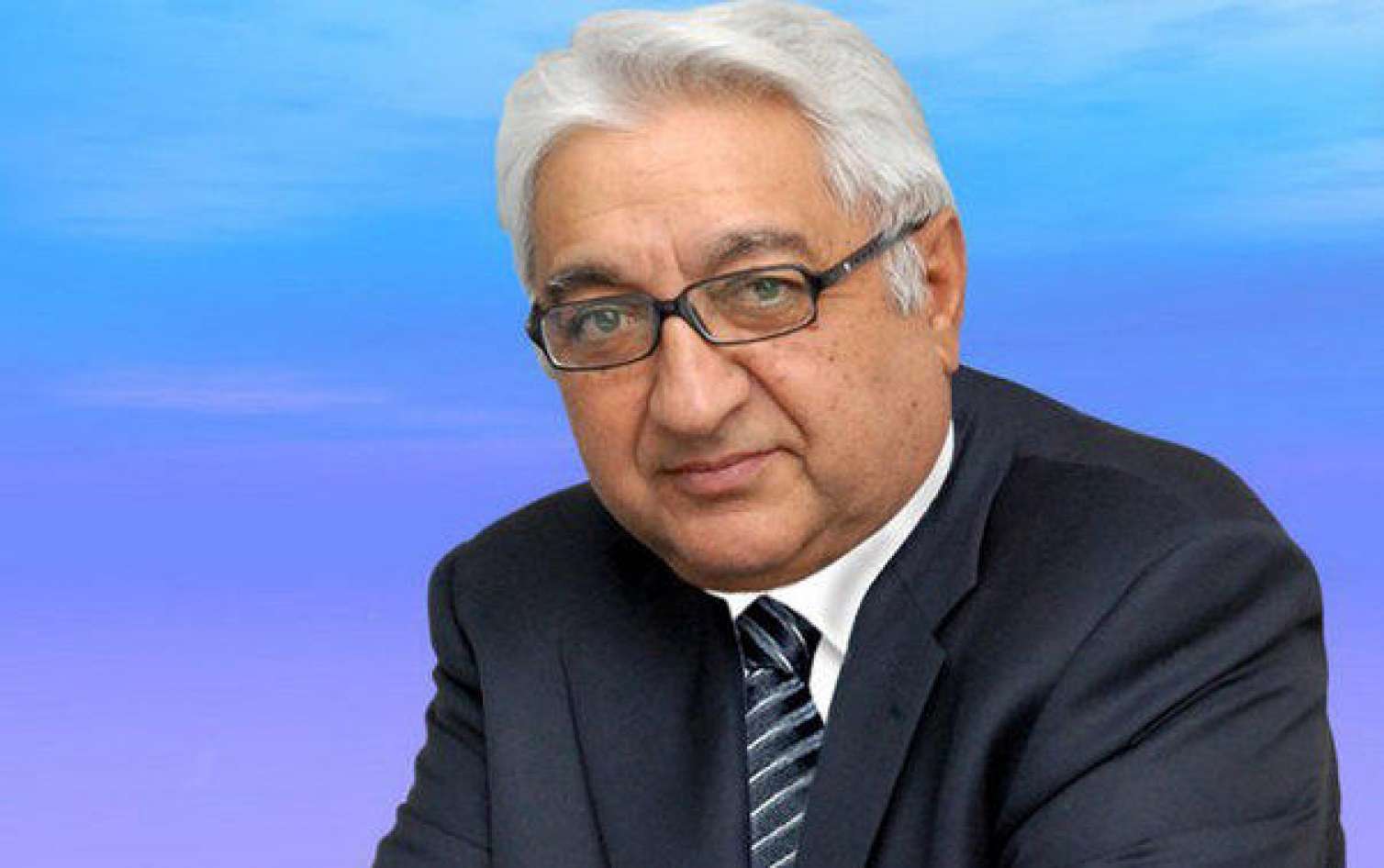 Akademik Arif Paşayev təltif edilib - FOTO