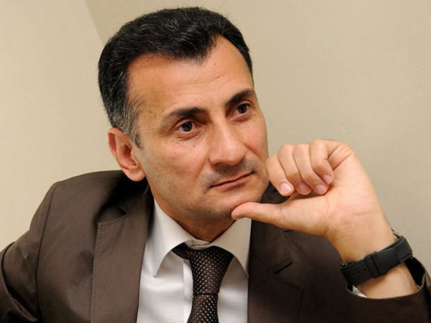 “102 FM tezliyinin Çingiz Mustafayevin adına heç bir aidiyyəti yoxdur" -  Mirşahin Ağayev