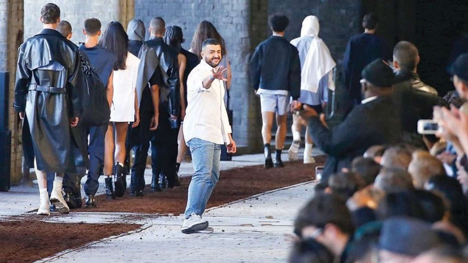 Şeyx yüksək dozada narkotikdən öldü 
