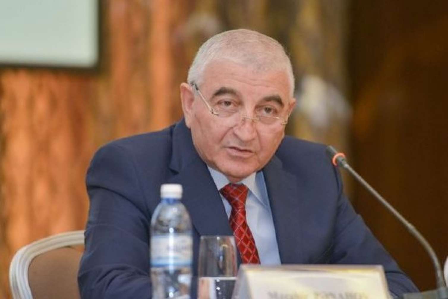 MSK üç dairə sədrini işdən çıxardı  