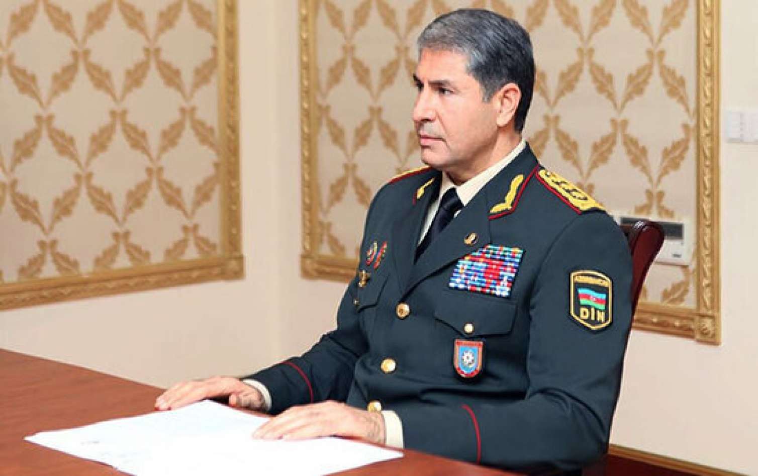 Vilayət Eyvazov Rəşadət Babayevi  işdən  çıxardı     - Yeni təyinat (FOTO)