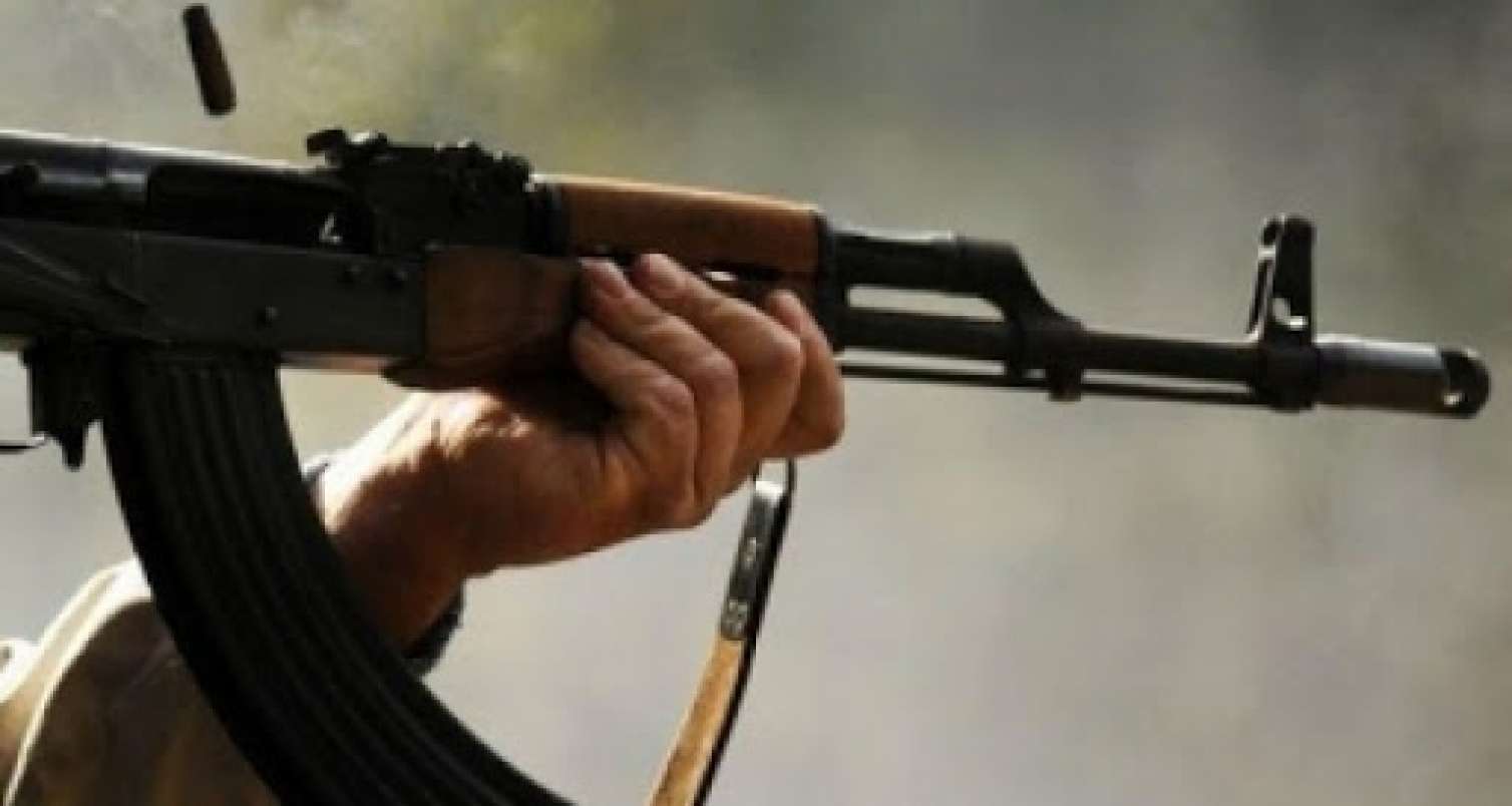 Kişi arvadını, qaynını və qayınanasını güllələyib, özünü vurdu -  Masallıda DƏHŞƏT