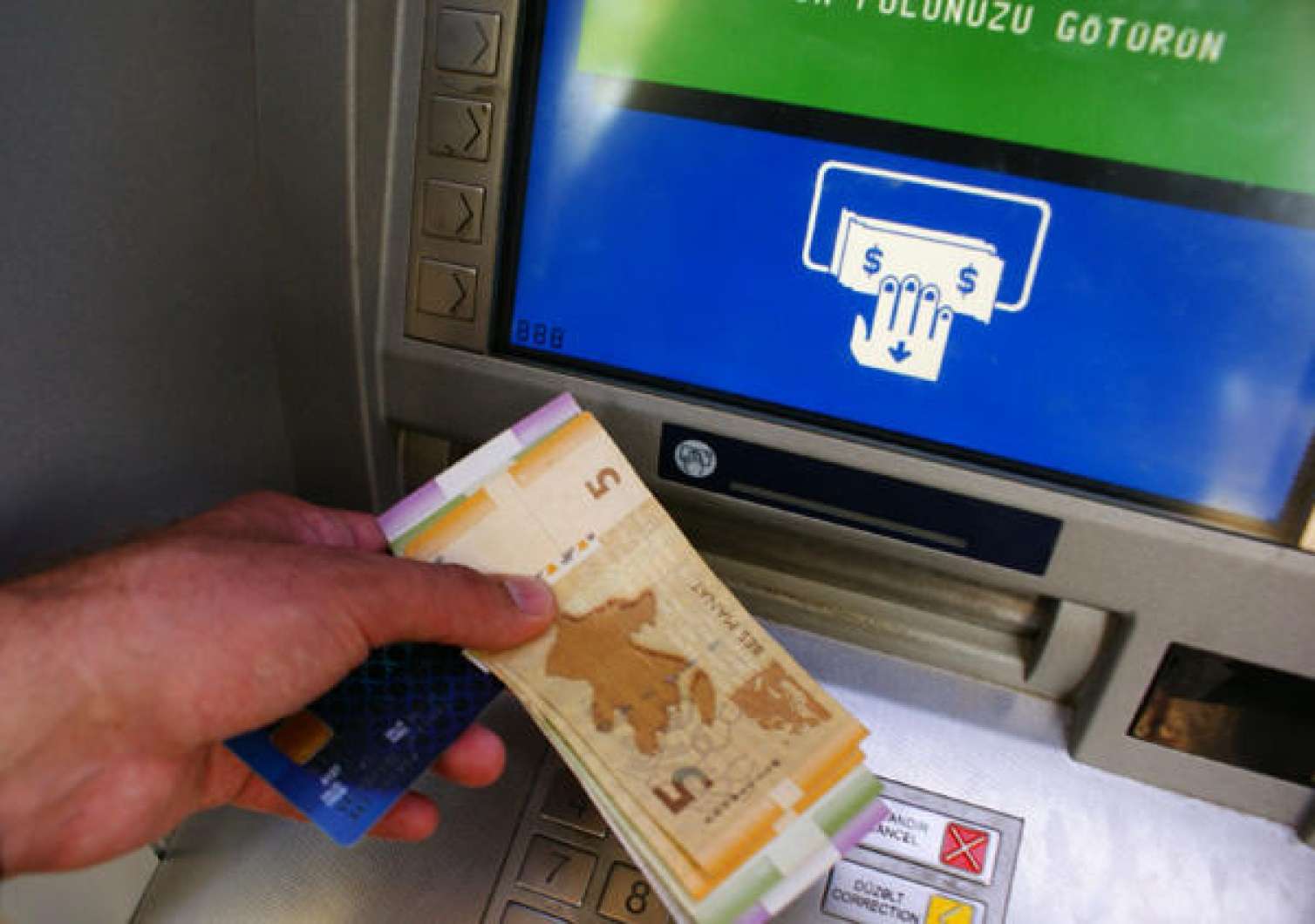 Pensiyalar bu tarixdə ödəniləcək 