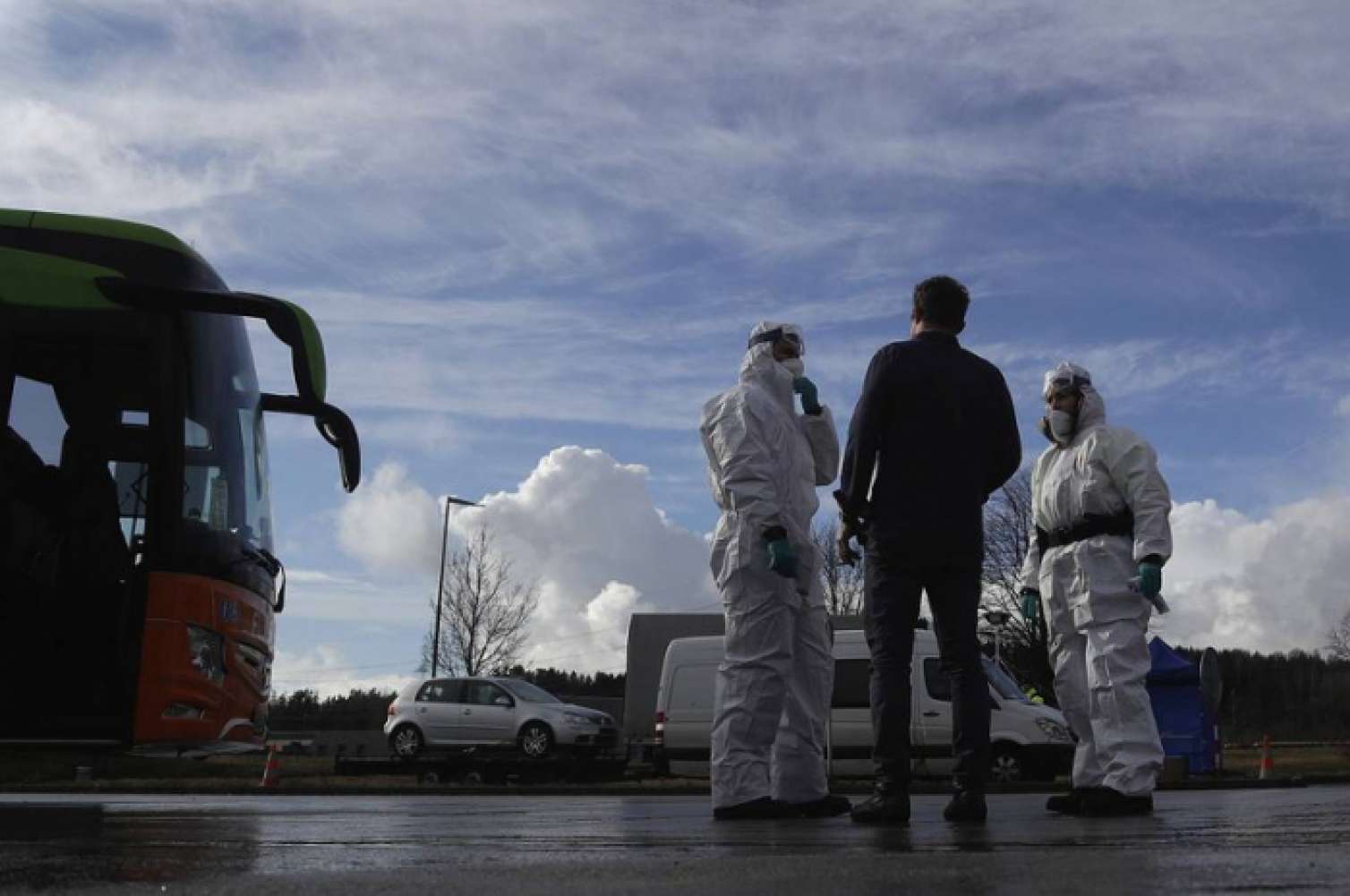 Fövqəladə vəziyyət elan edilsə, nələr dəyişəcək?  - MƏHDUDİYYƏTLƏR VƏ CƏRİMƏLƏR