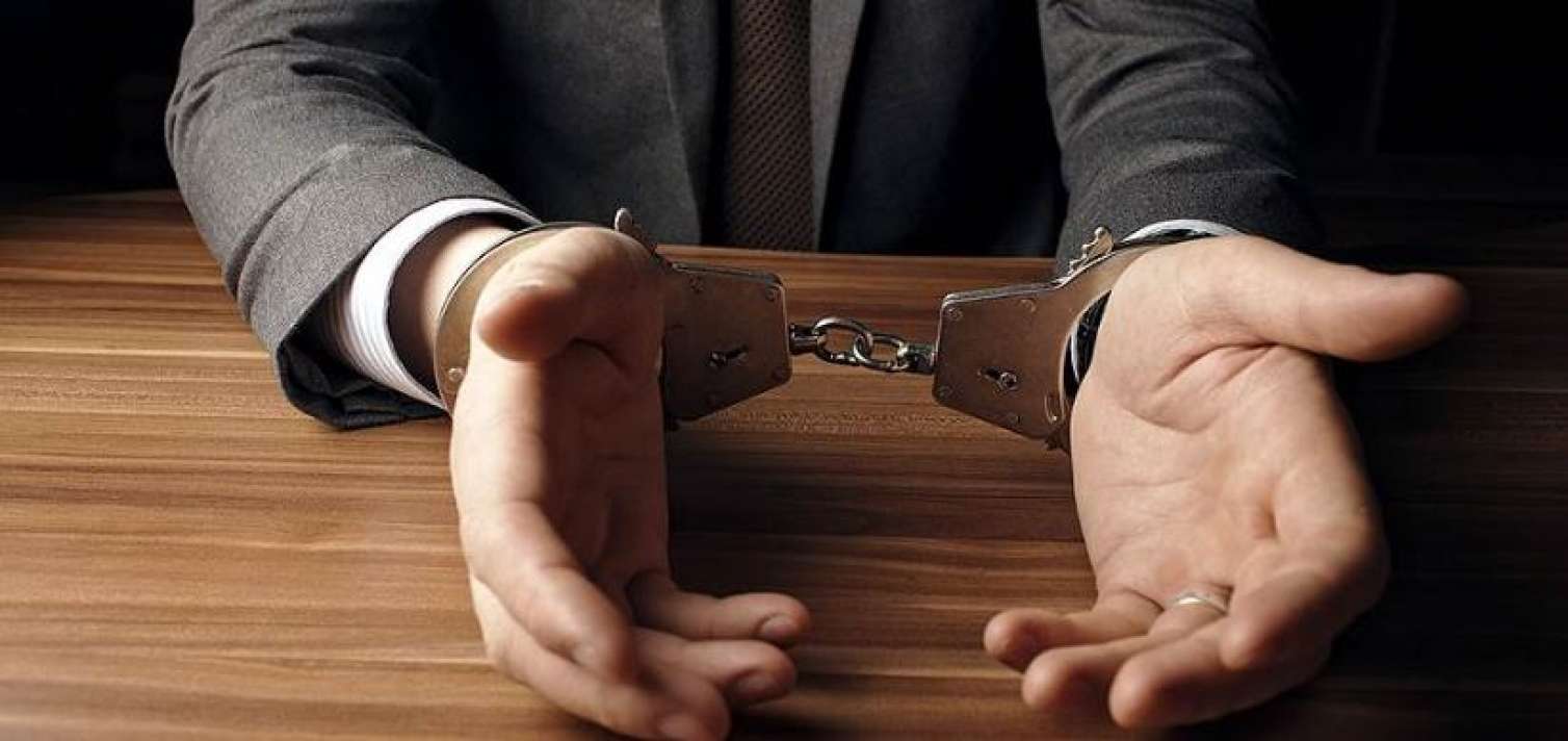 Çin maşınları satmaq adı ilə vətəndaşlara qarşı dələduzluq edən SAXLANILDI