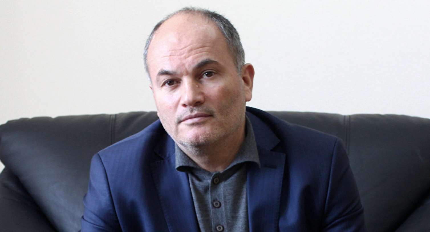 “Bizim qəzetçiliyin miskin durumu heç bir ölkədə yoxdur”   - Yadigar Məmmədli