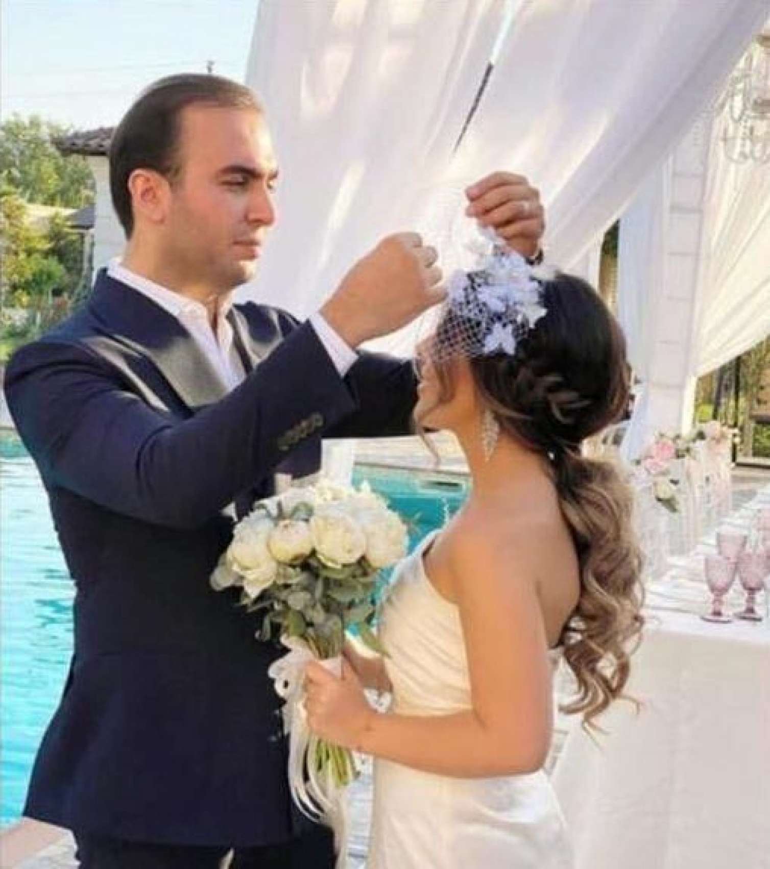 Prokururluğun idarə rəisi qızına toy etdi   - Deputatdan dəstək