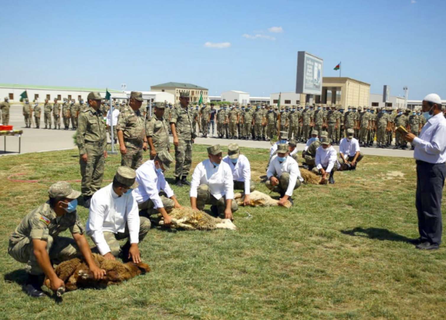Birgə təlimə qatılan hərbçilər üçün qurbanlar kəsildi   - FOTO