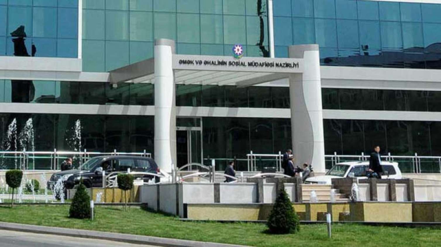 Nazirlik 646 min vətəndaşın müraciətini cavablandırıb 