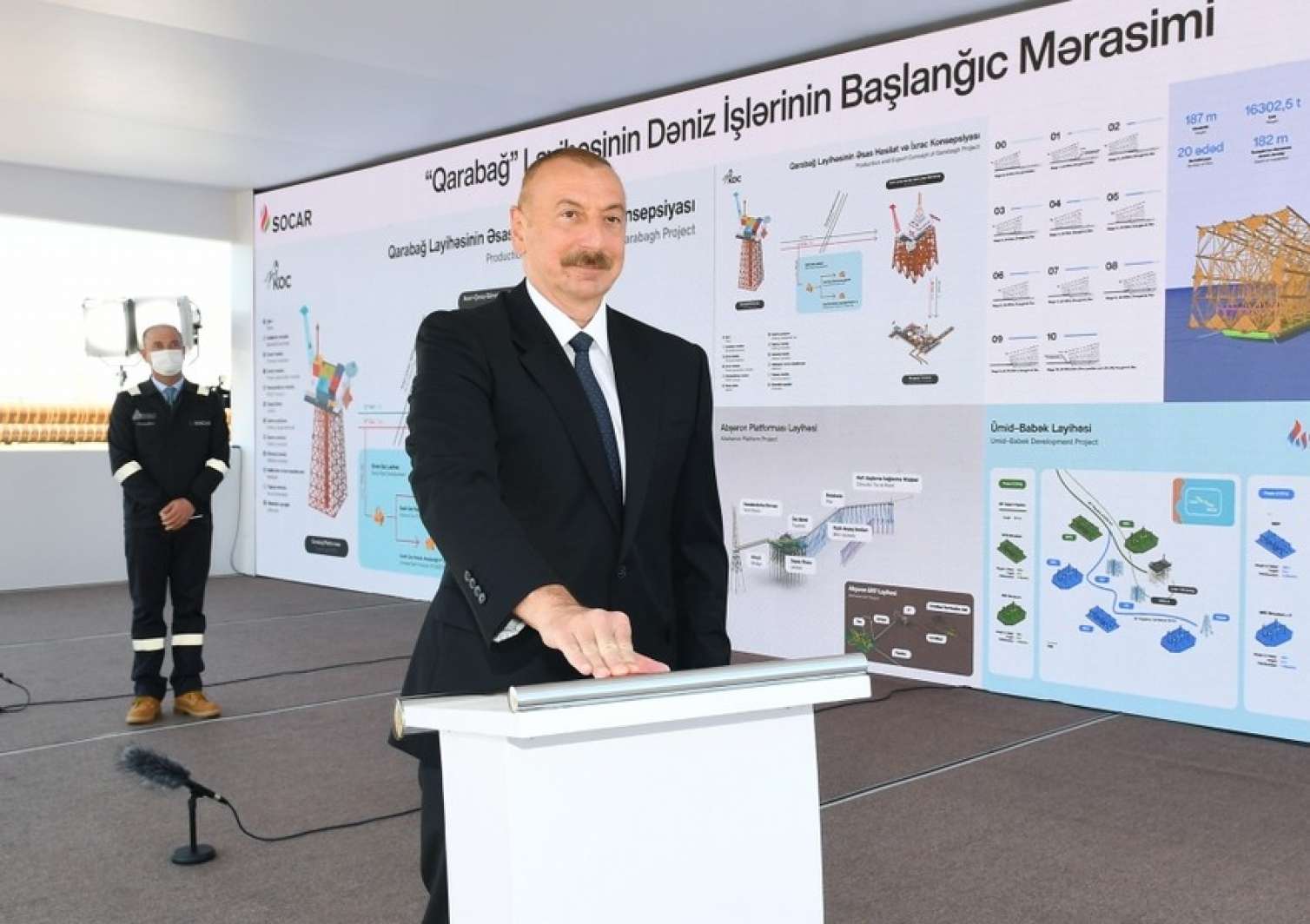 Prezident “Qarabağ” yatağının dayaq blokunun dənizə yola salınması mərasimində iştirak edib  - FOTOLAR