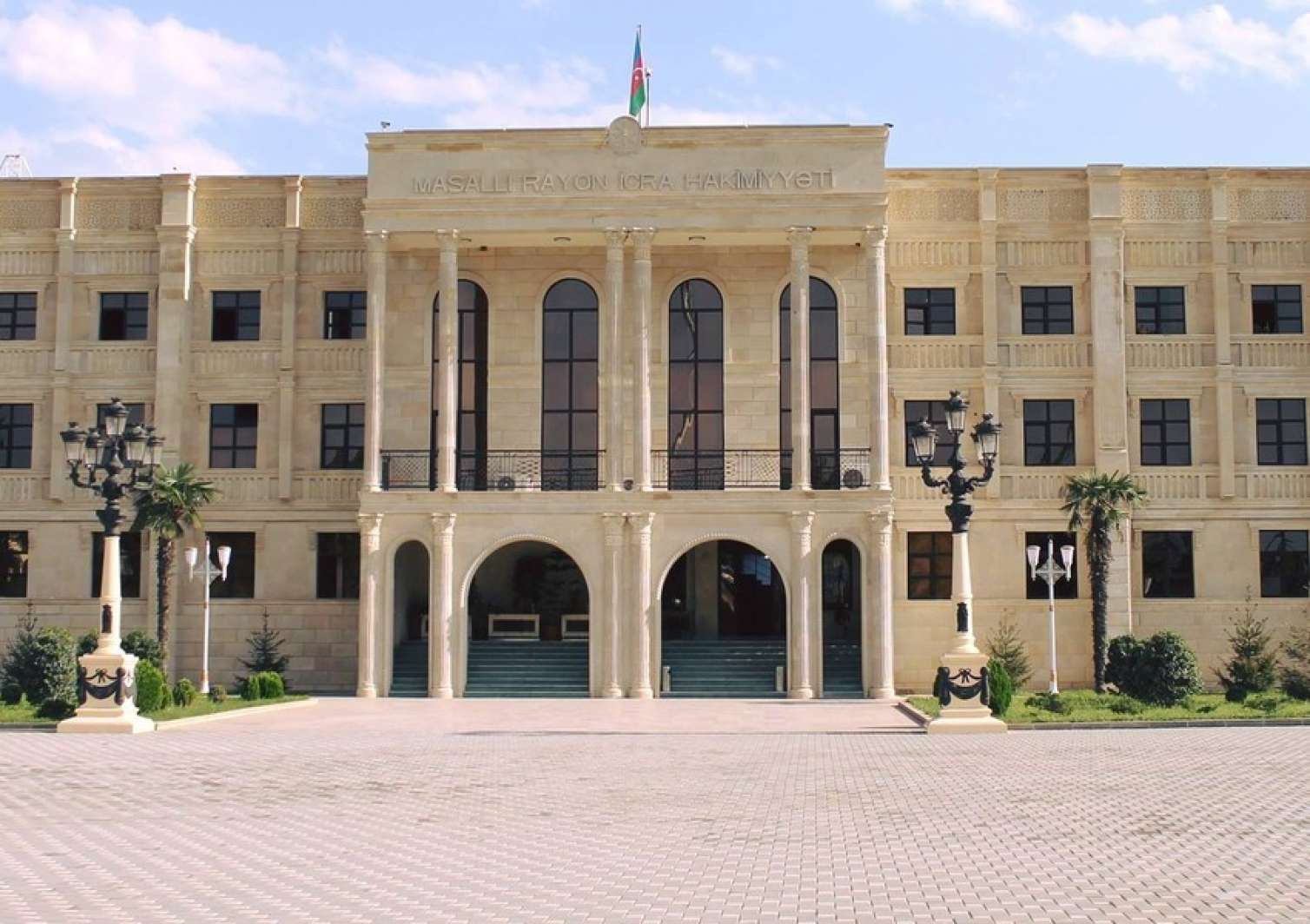 İcra başçısına birinci müavin təyin olundu  - FOTO