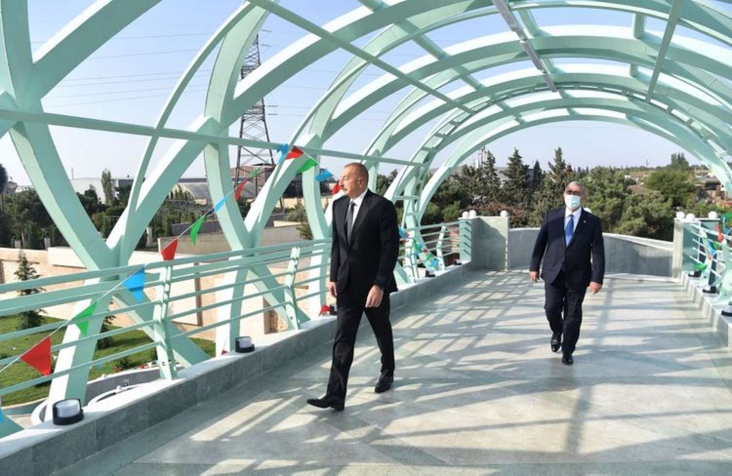 Prezident piyada keçidinin açılışında  - FOTOLAR - Yenilənib