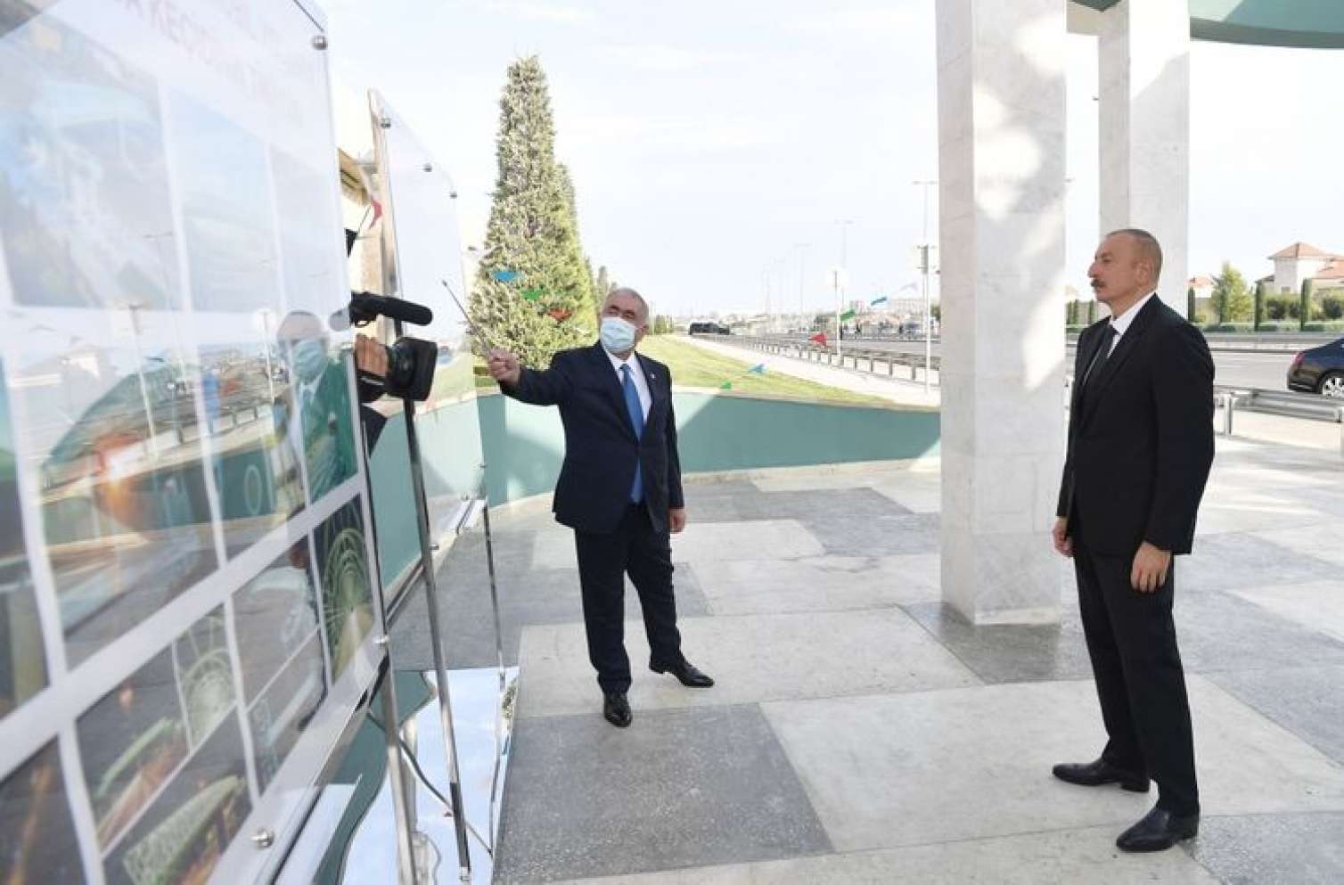 Prezident piyada keçidinin açılışında  - FOTOLAR - Yenilənib