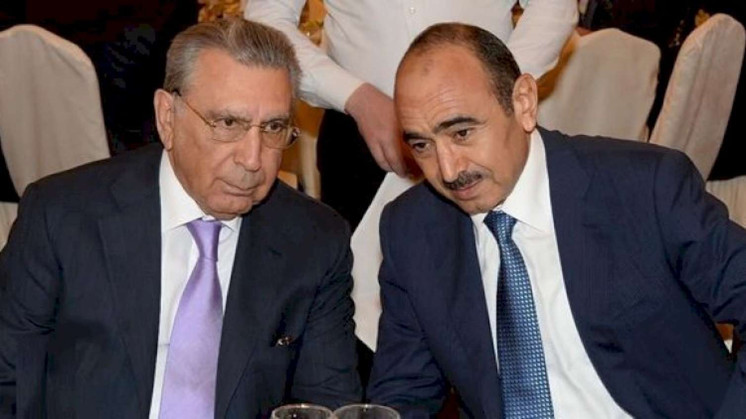 Ramiz Mehdiyevlə Əli Həsənova daha bir  ZƏRBƏ