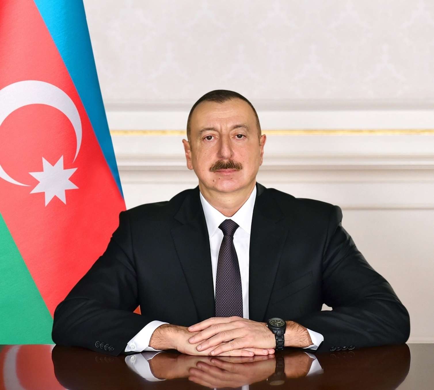 Prezident neft sənayesi işçilərini təltif etdi -   SƏRƏNCAM