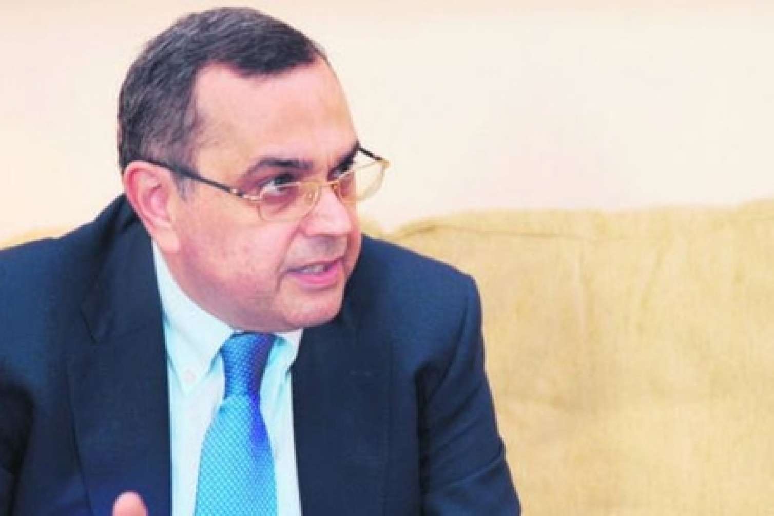 XİN-in həbsdəki sabiq idarə rəisi ev dustaqlığı istəyir  - Xalq artistinin oğlu mühüm postunu itirdi