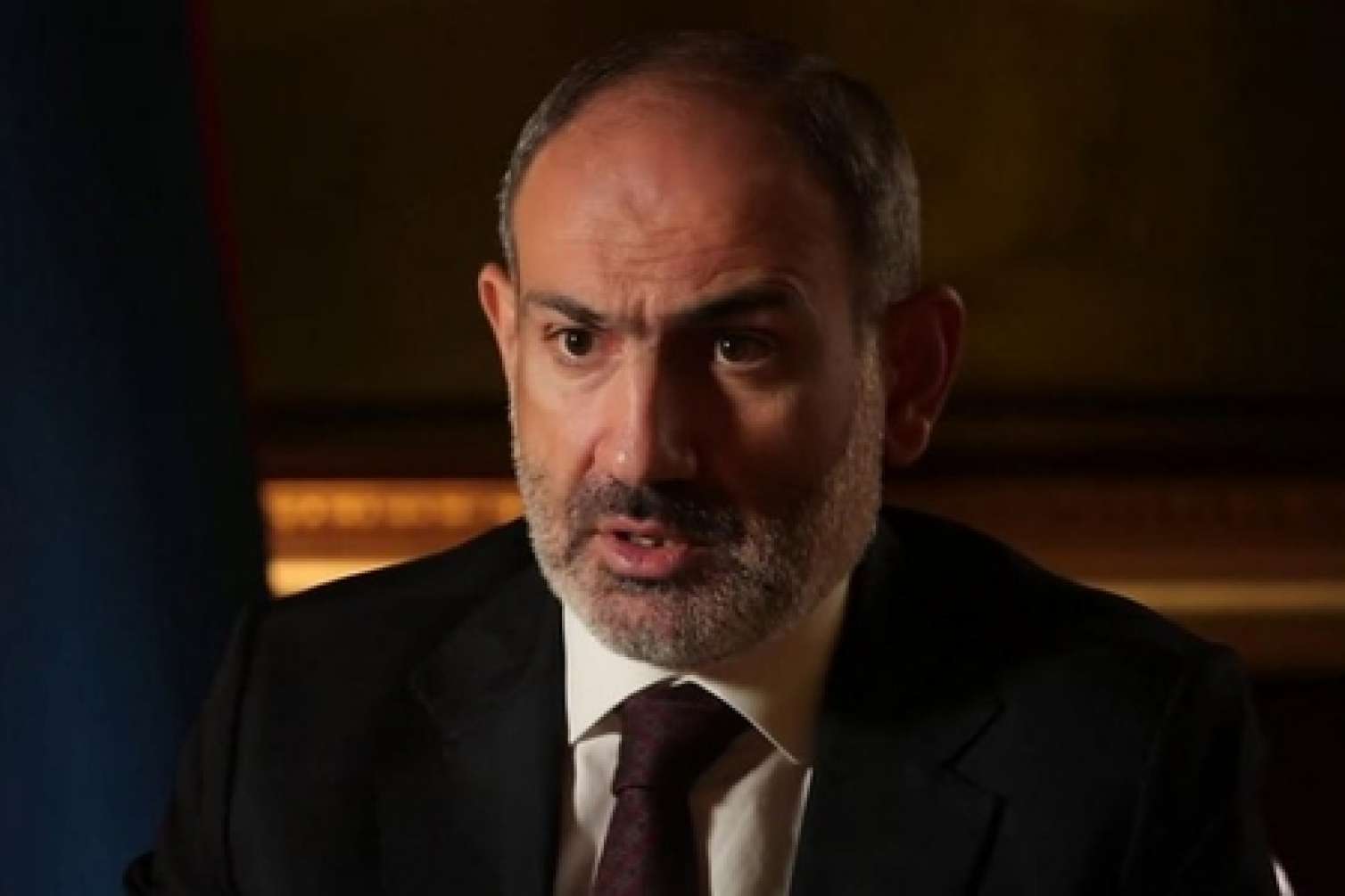 Paşinyan BBC müxbirinin sualları qarşısında aciz qaldı -  VİDEO
